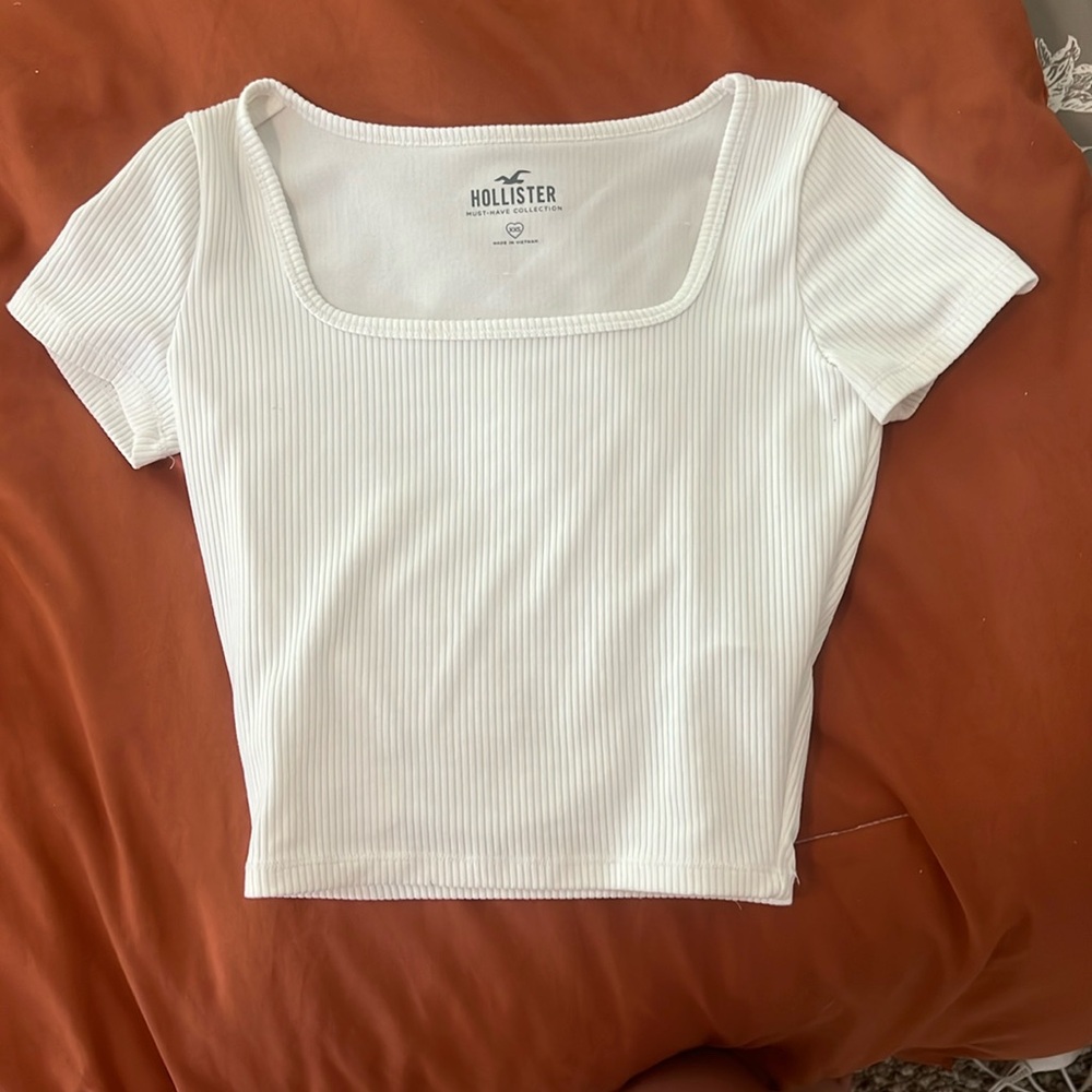 Hollister Crop Top